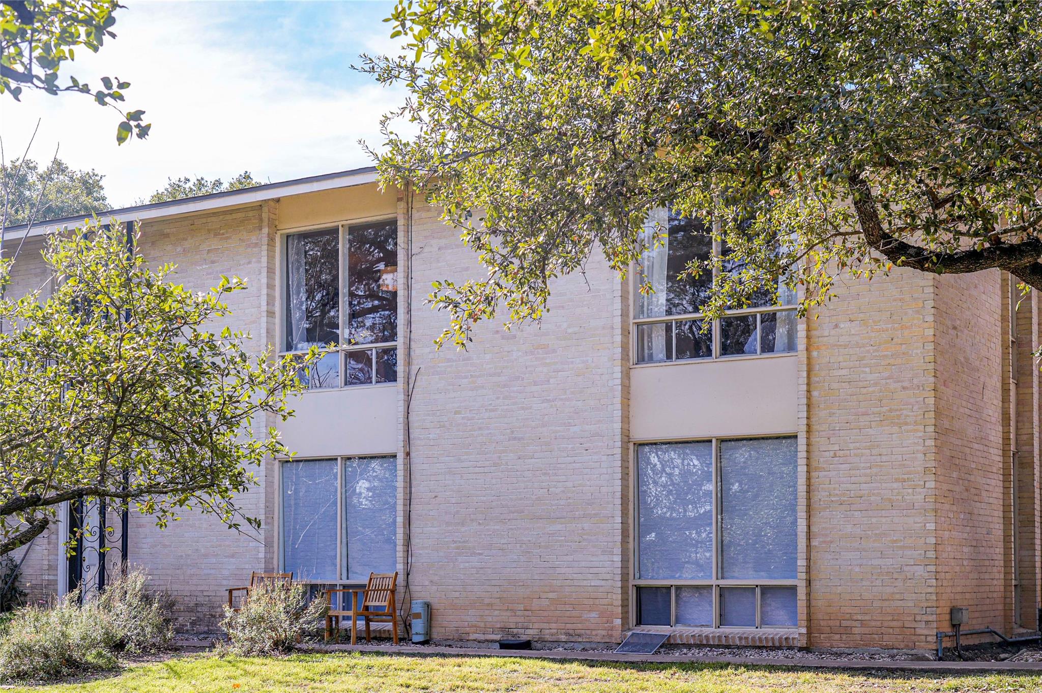 5326 Balcones Drive Austin TX 78731