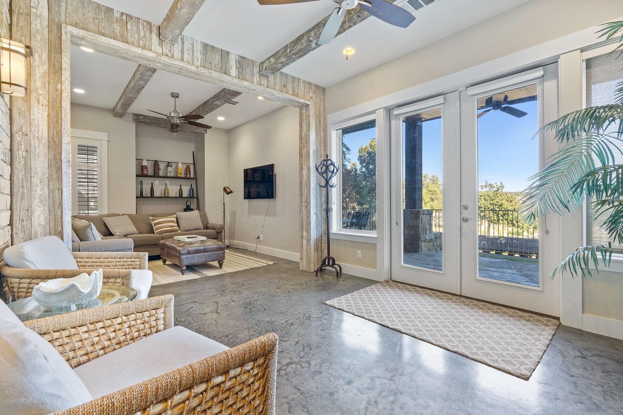 2208 Seabiscuit Cove Spicewood TX 78669