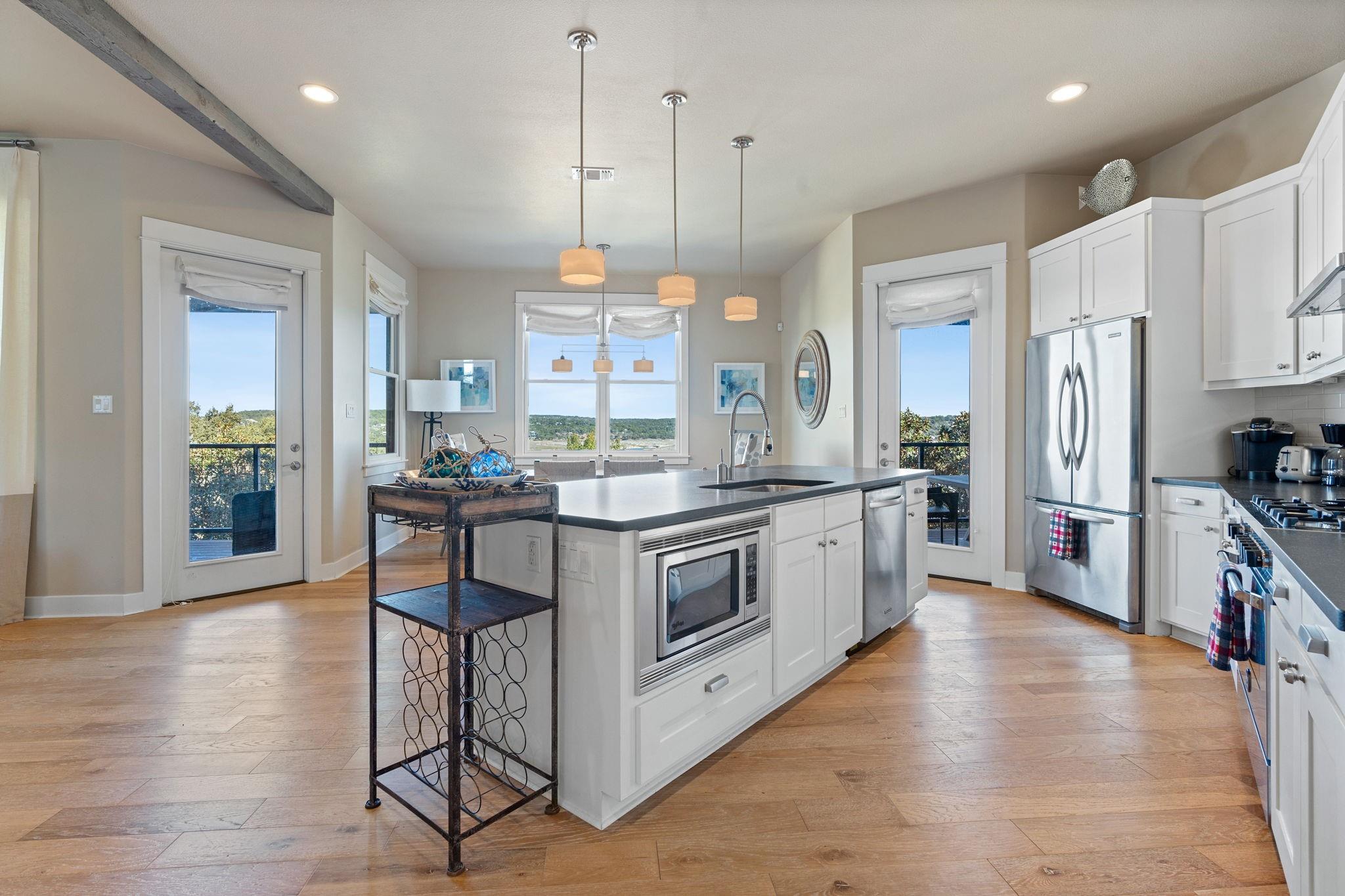 2208 Seabiscuit Cove Spicewood TX 78669