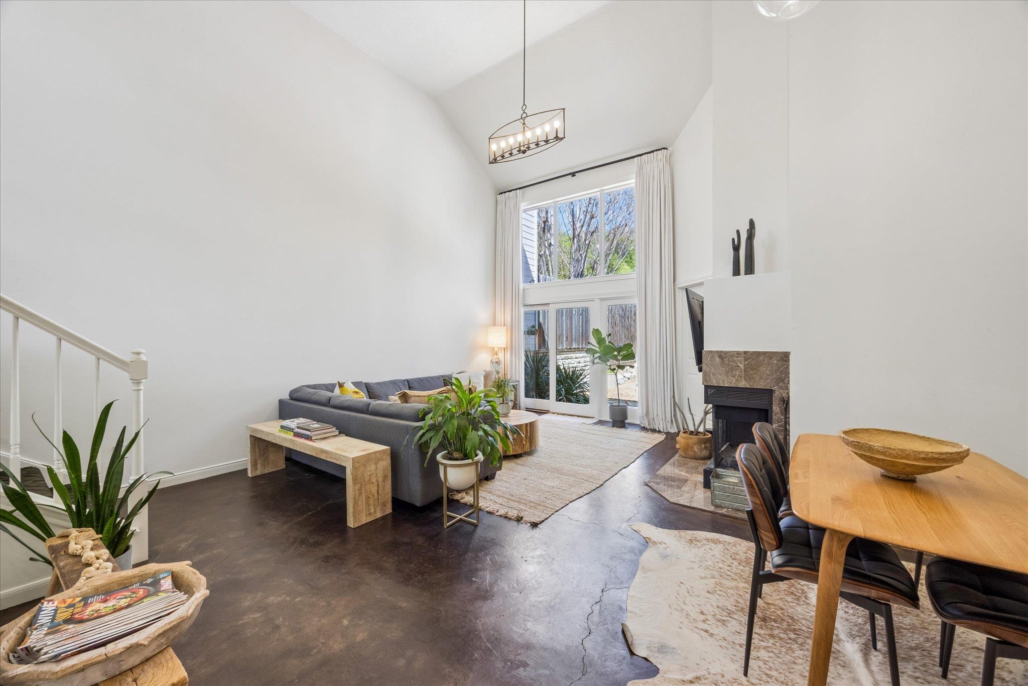 6602 Mesa Hollow Drive Austin TX 78750