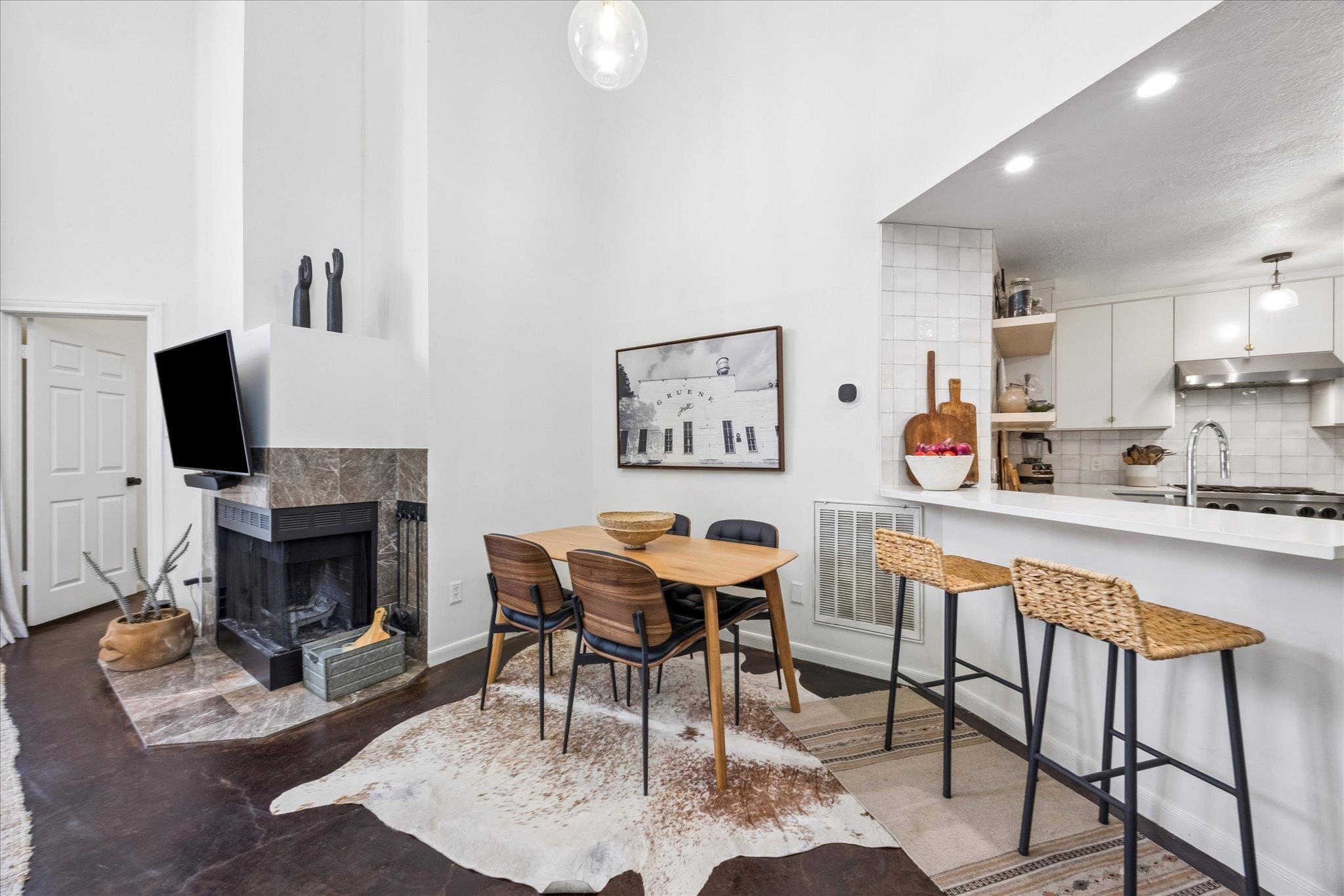6602 Mesa Hollow Drive Austin TX 78750
