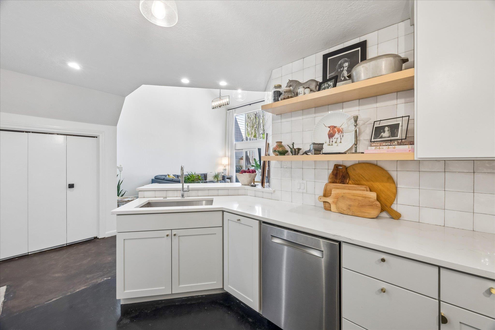 6602 Mesa Hollow Drive Austin TX 78750