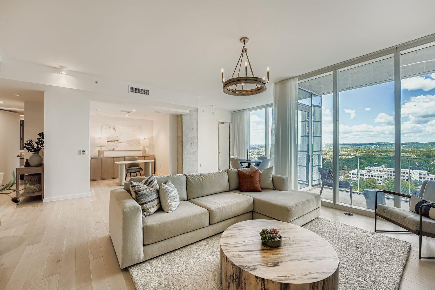 313 W 17th Street Austin TX 78701