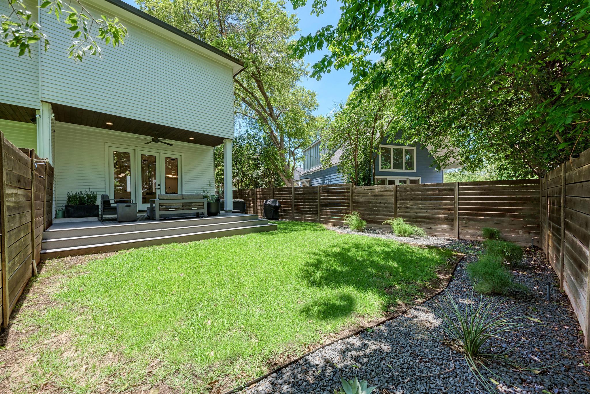 918 Cardinal Lane Austin TX 78704
