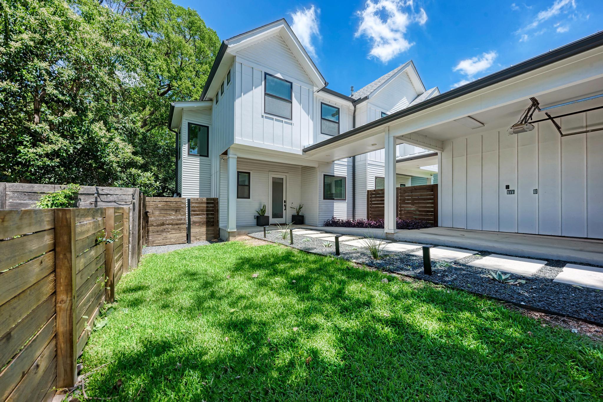 918 Cardinal Lane Austin TX 78704