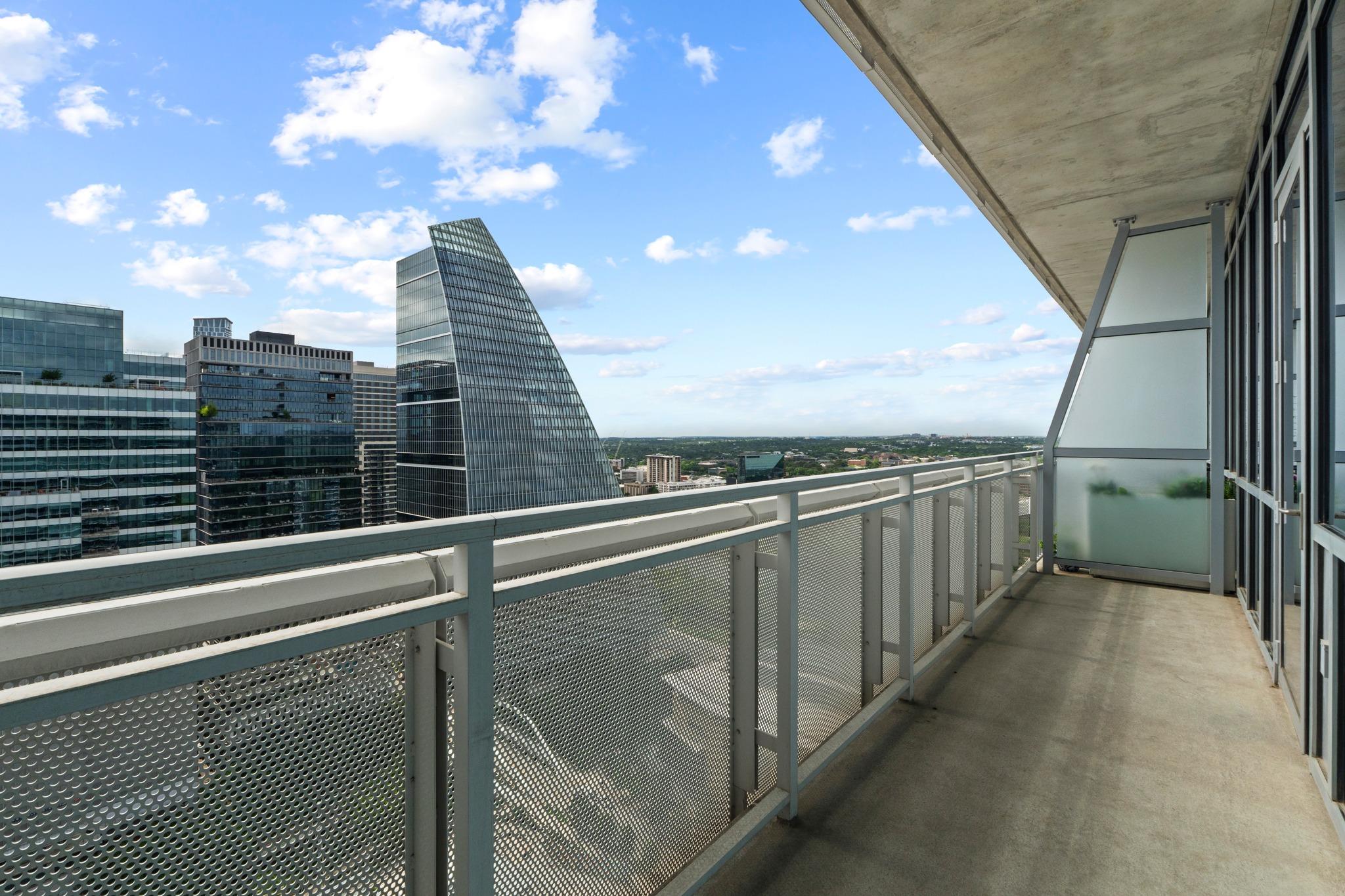 222 West Avenue Austin TX 78701