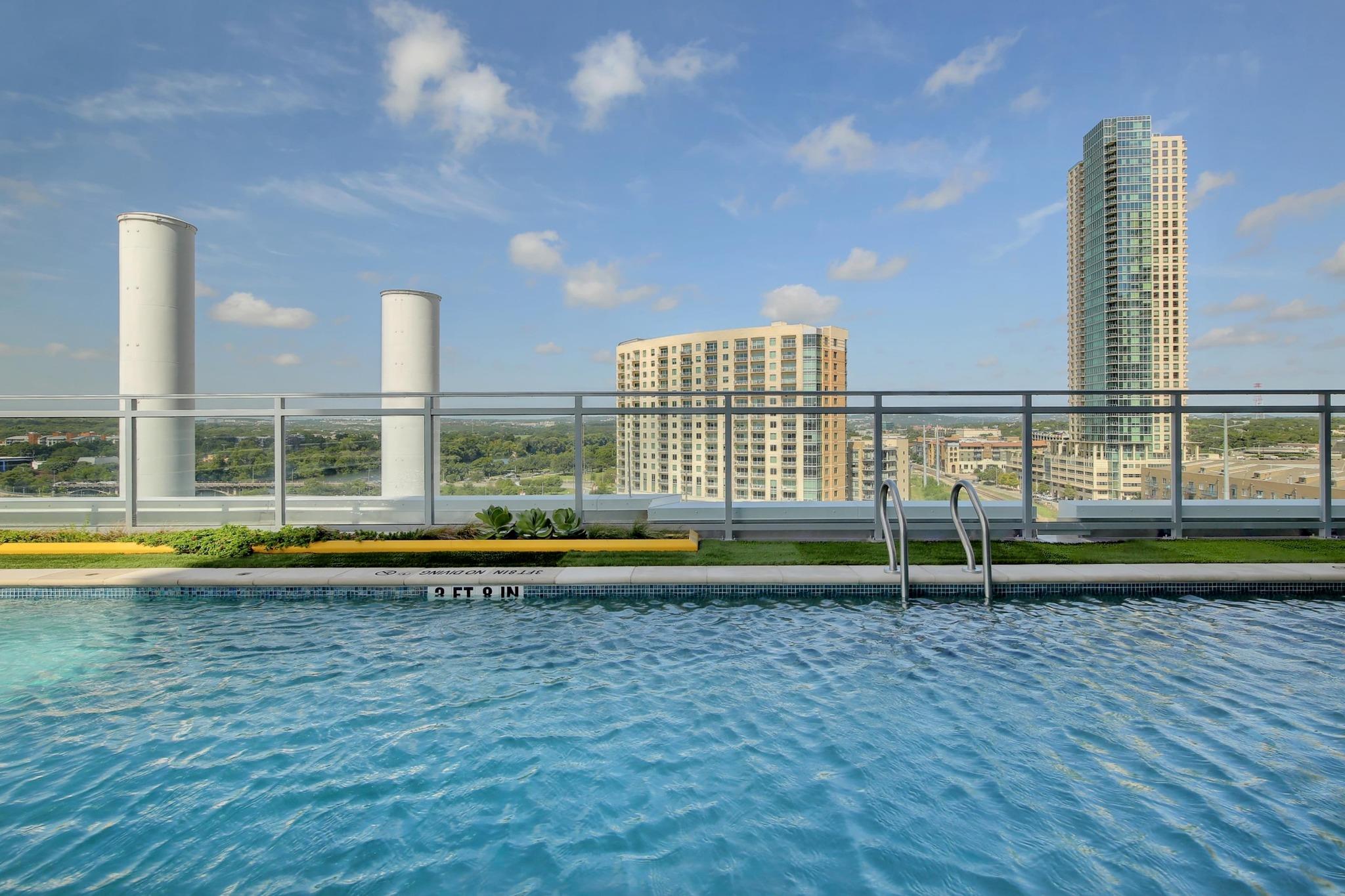 222 West Avenue Austin TX 78701