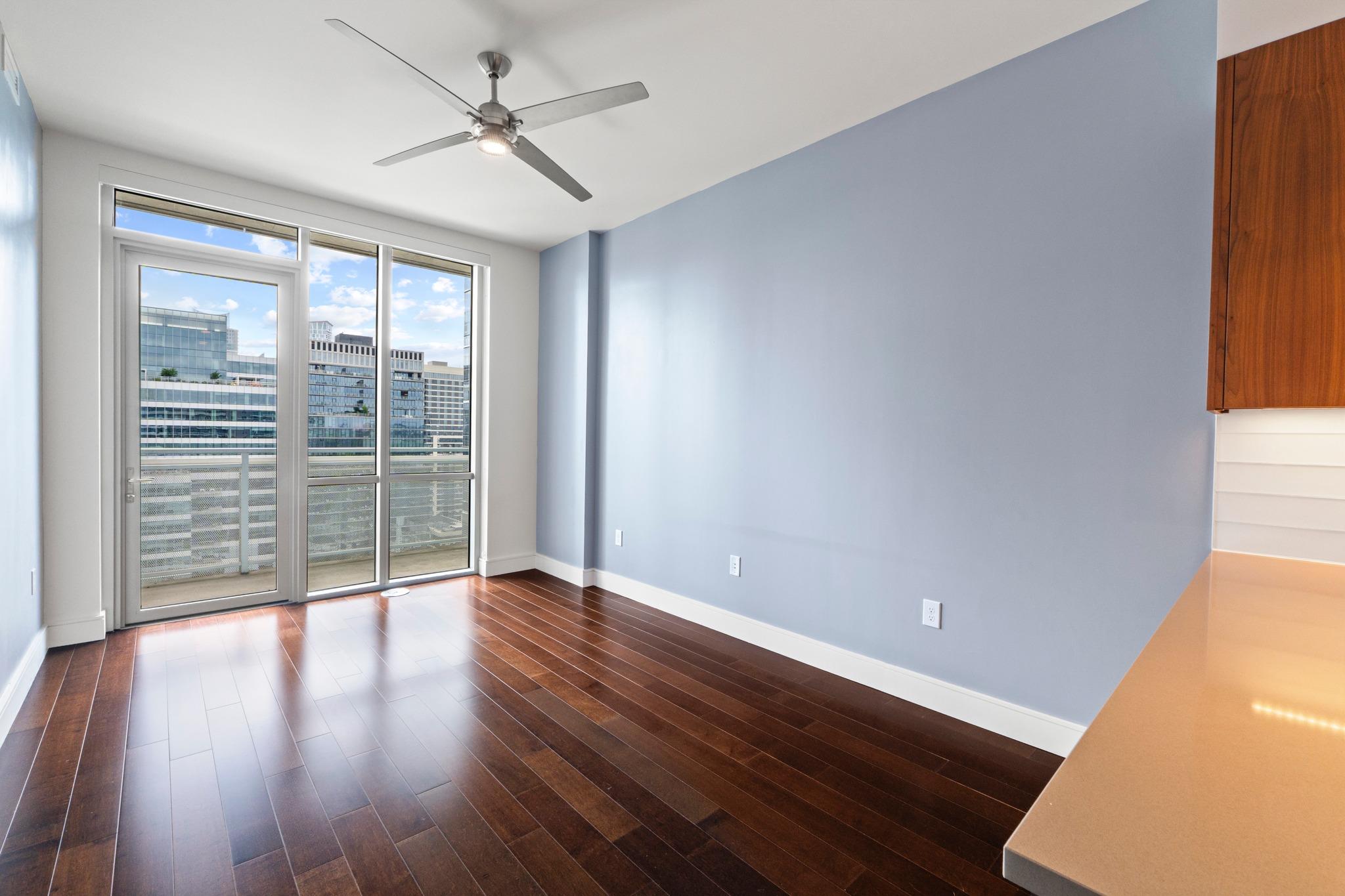 222 West Avenue Austin TX 78701
