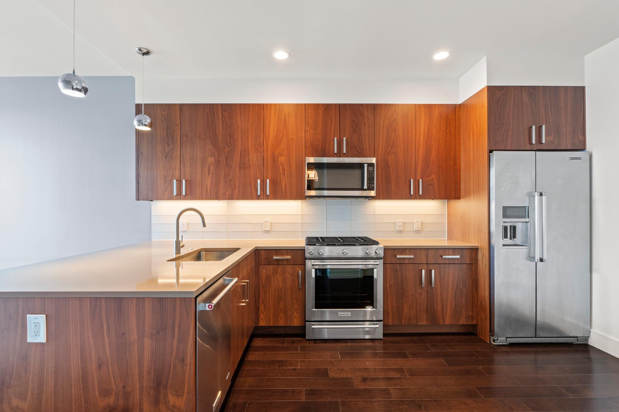 222 West Avenue Austin TX 78701