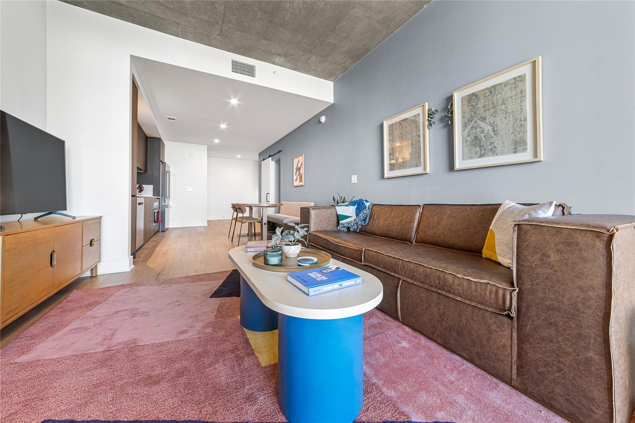 48 East Avenue Austin TX 78701