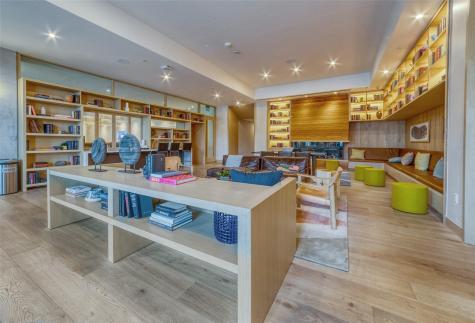 48 East Avenue Austin TX 78701