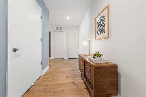 48 East Avenue Austin TX 78701