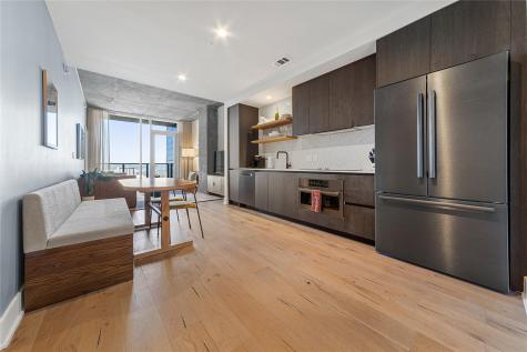 48 East Avenue Austin TX 78701