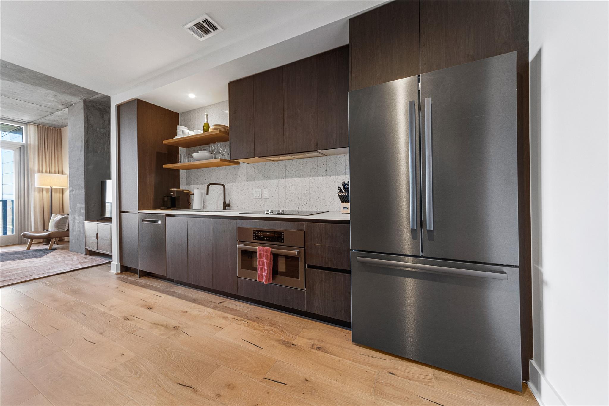 48 East Avenue Austin TX 78701