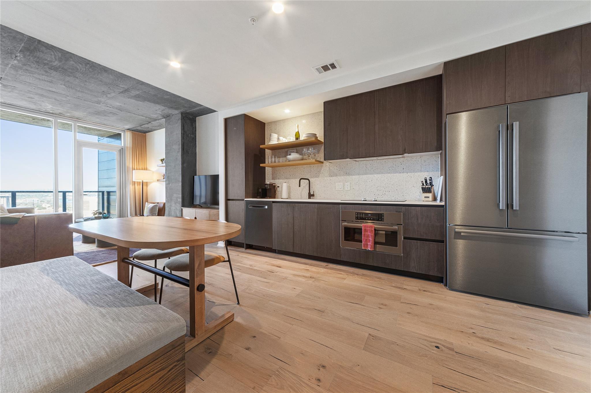 48 East Avenue Austin TX 78701