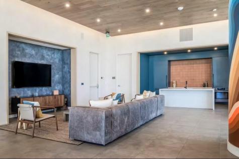 48 East Avenue Austin TX 78701