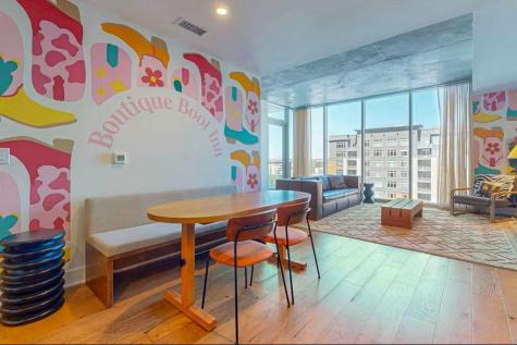 48 East Avenue Austin TX 78701