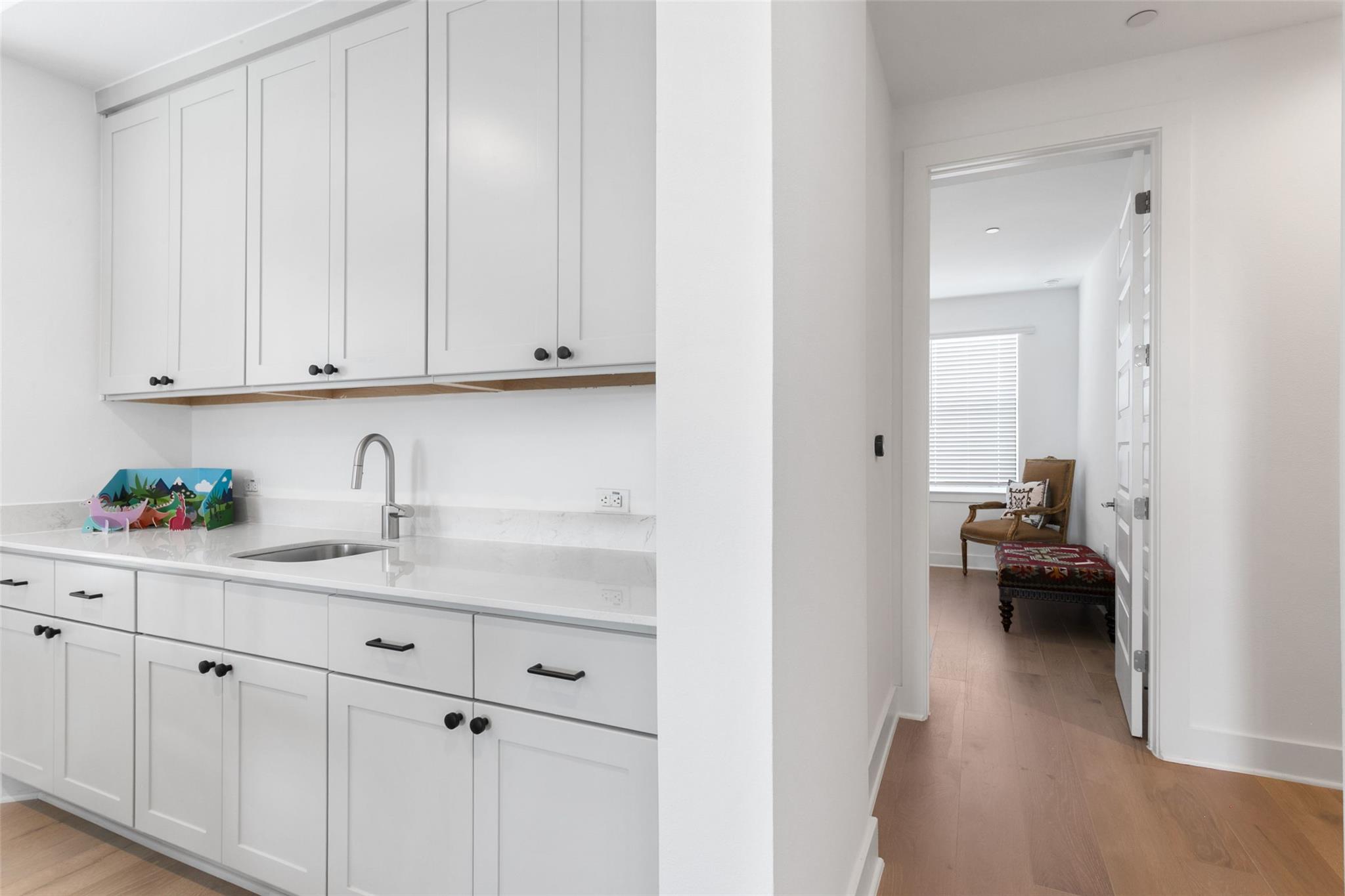 4216 Elevator Drive Austin TX 78731