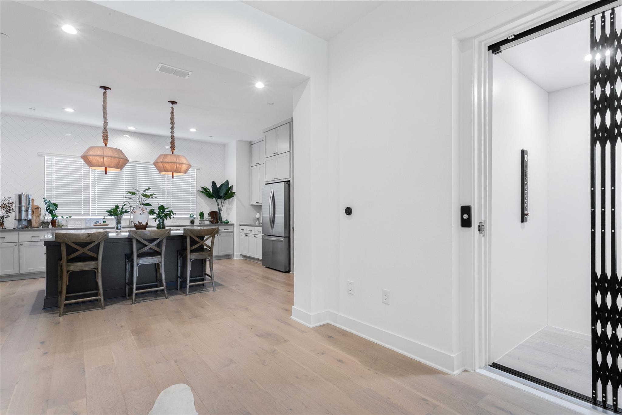 4216 Elevator Drive Austin TX 78731