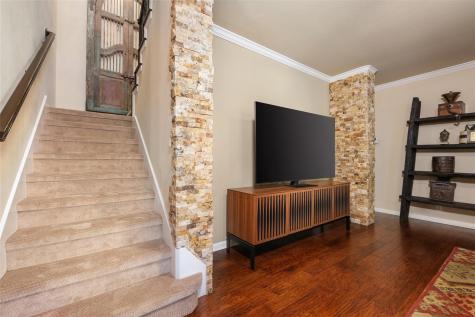 503 S Meadowlark Street Lakeway TX 78734