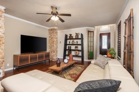 503 S Meadowlark Street Lakeway TX 78734
