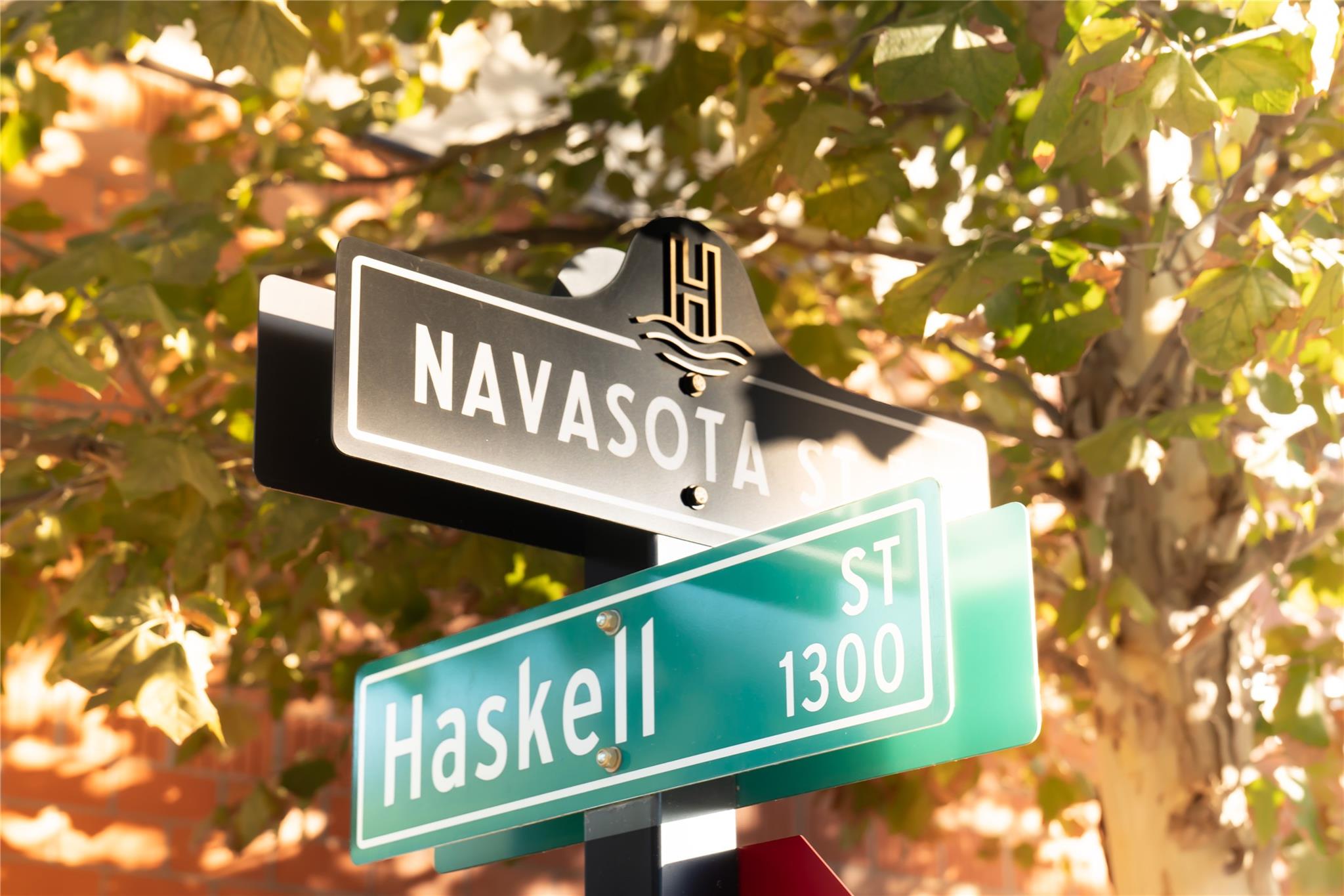 49 Navasota Street Austin TX 78702