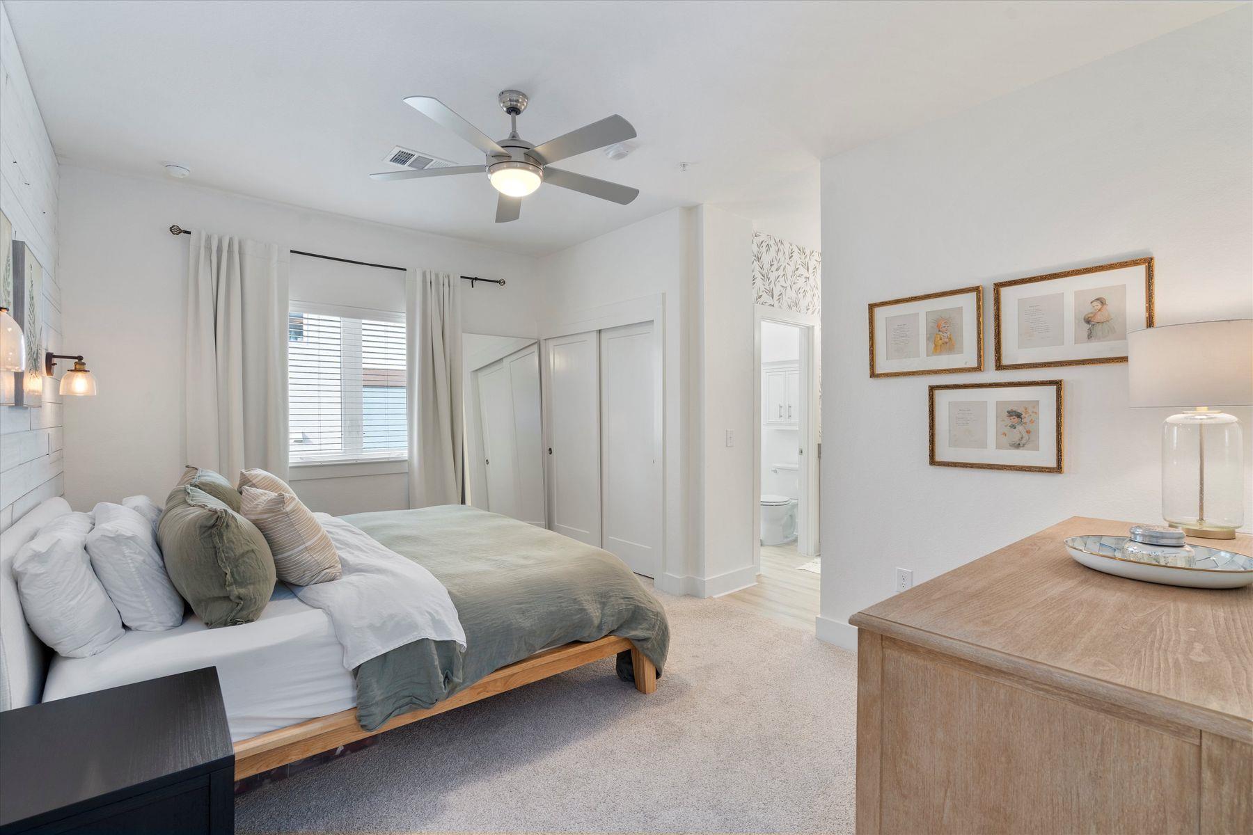 2827 Manor Road Austin TX 78722