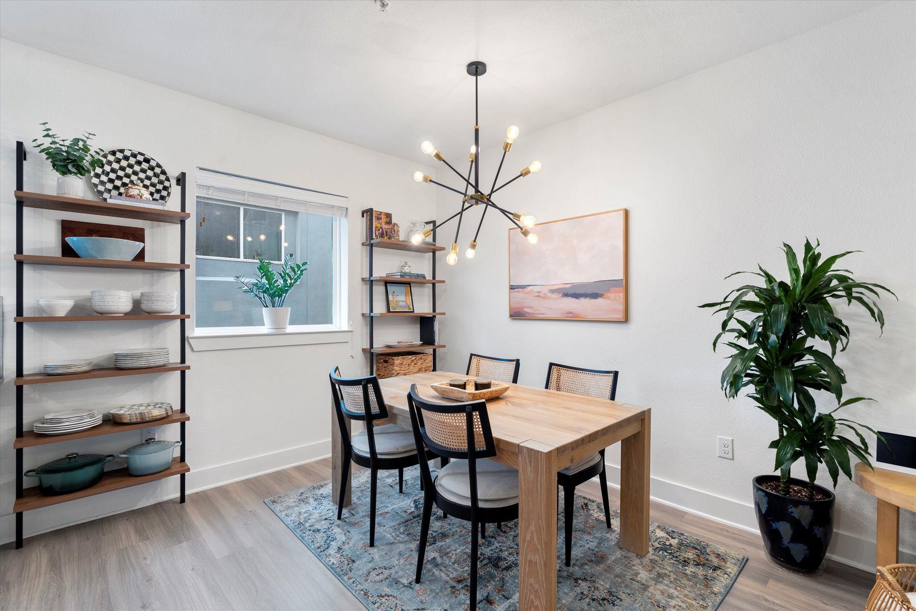 2827 Manor Road Austin TX 78722