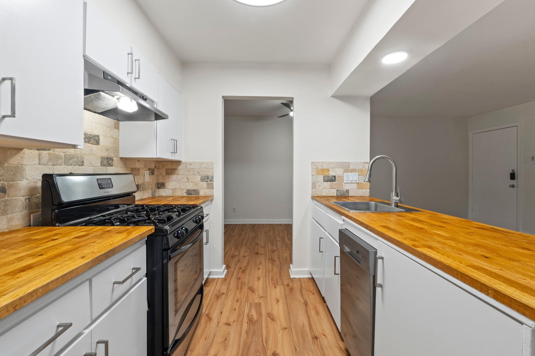 2303 East Side Drive Austin TX 78704
