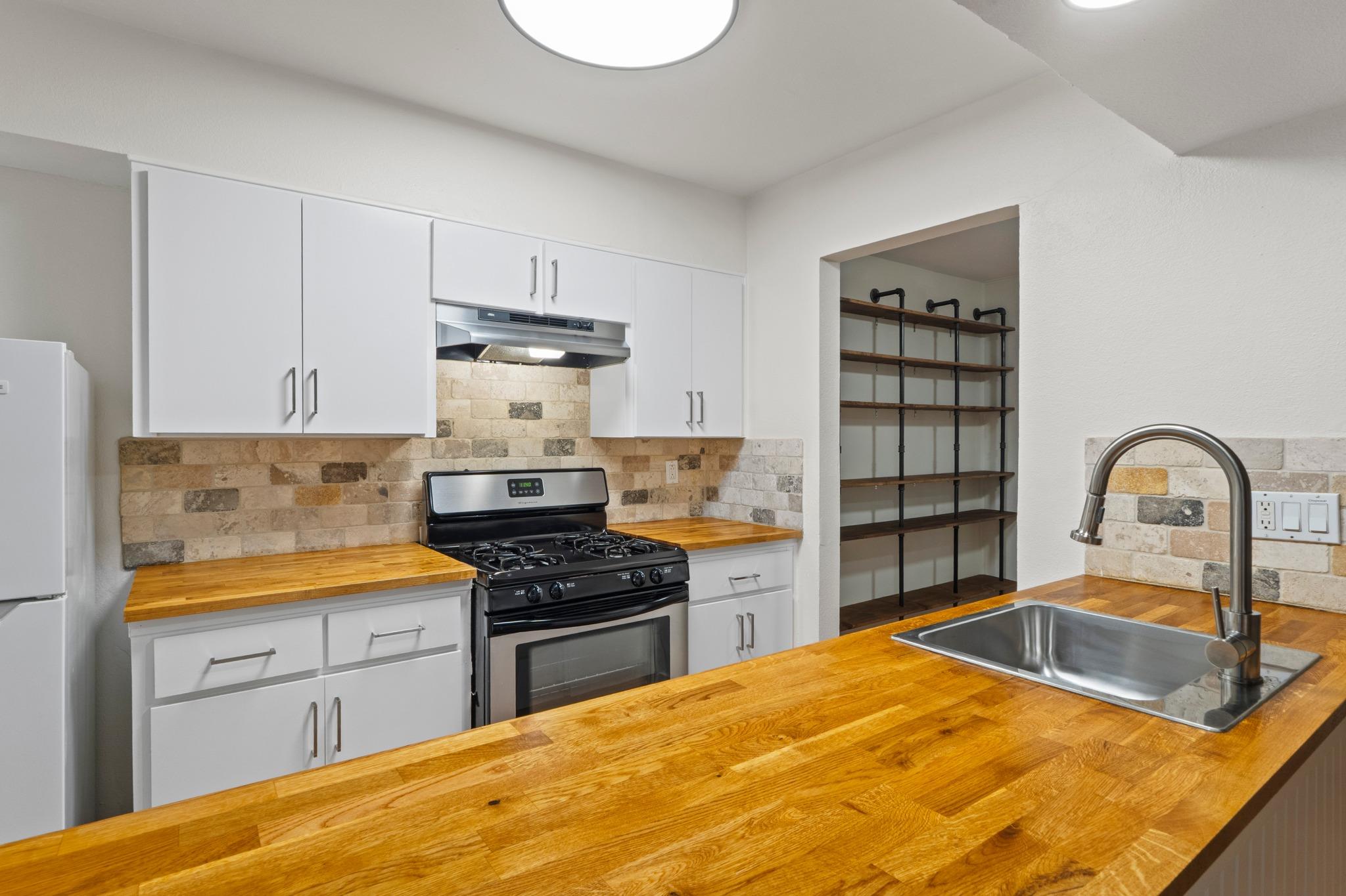 2303 East Side Drive Austin TX 78704