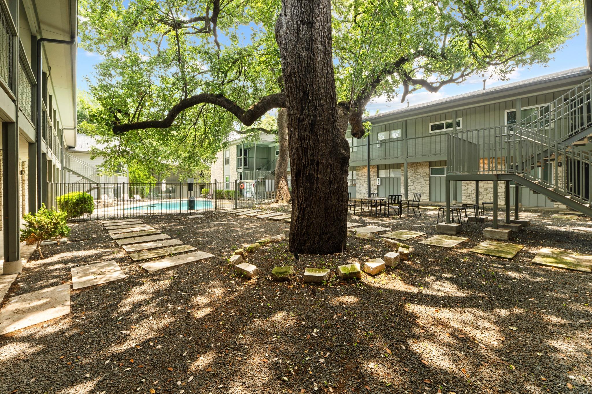 2303 East Side Drive Austin TX 78704