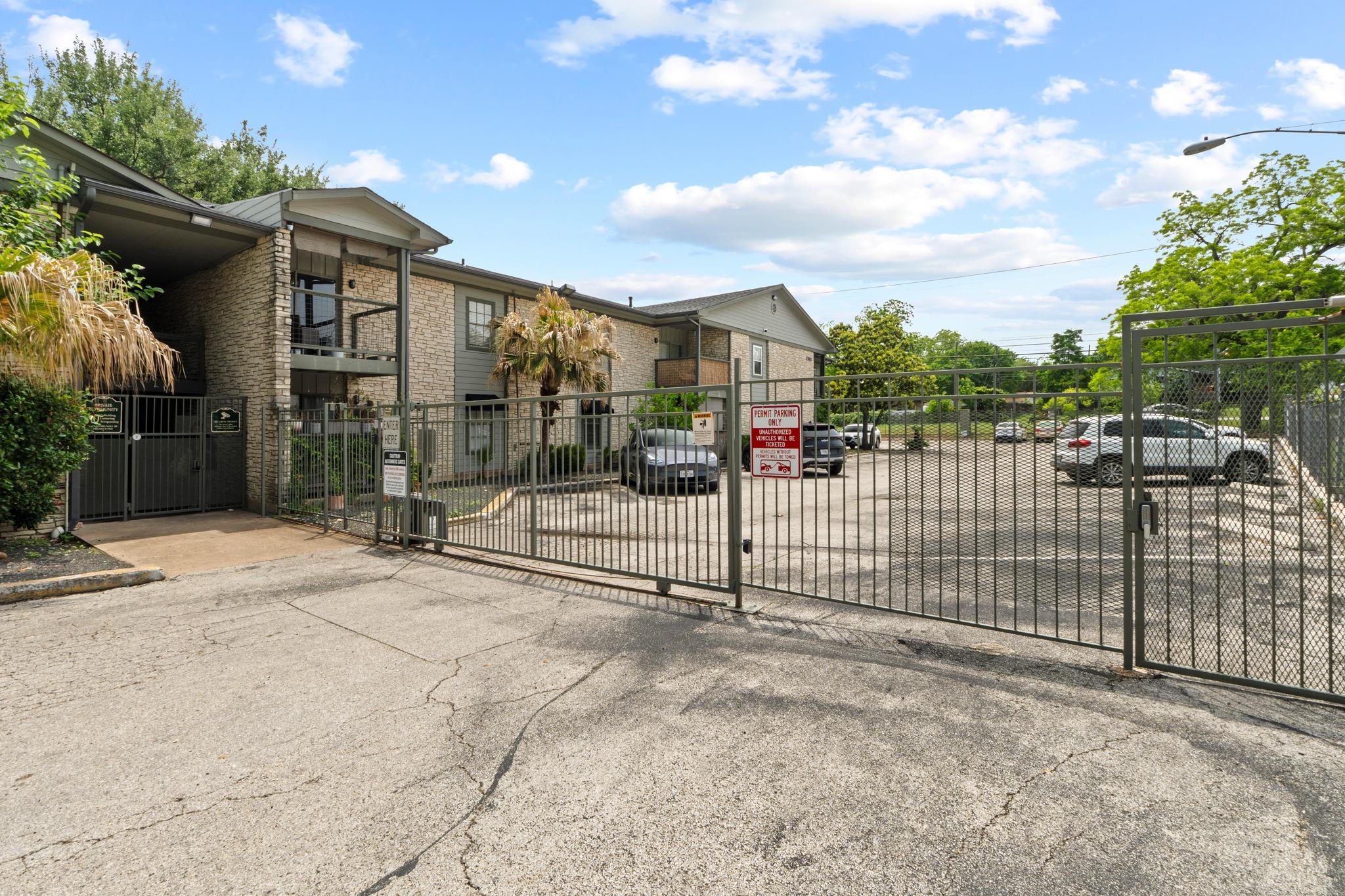 2303 East Side Drive Austin TX 78704