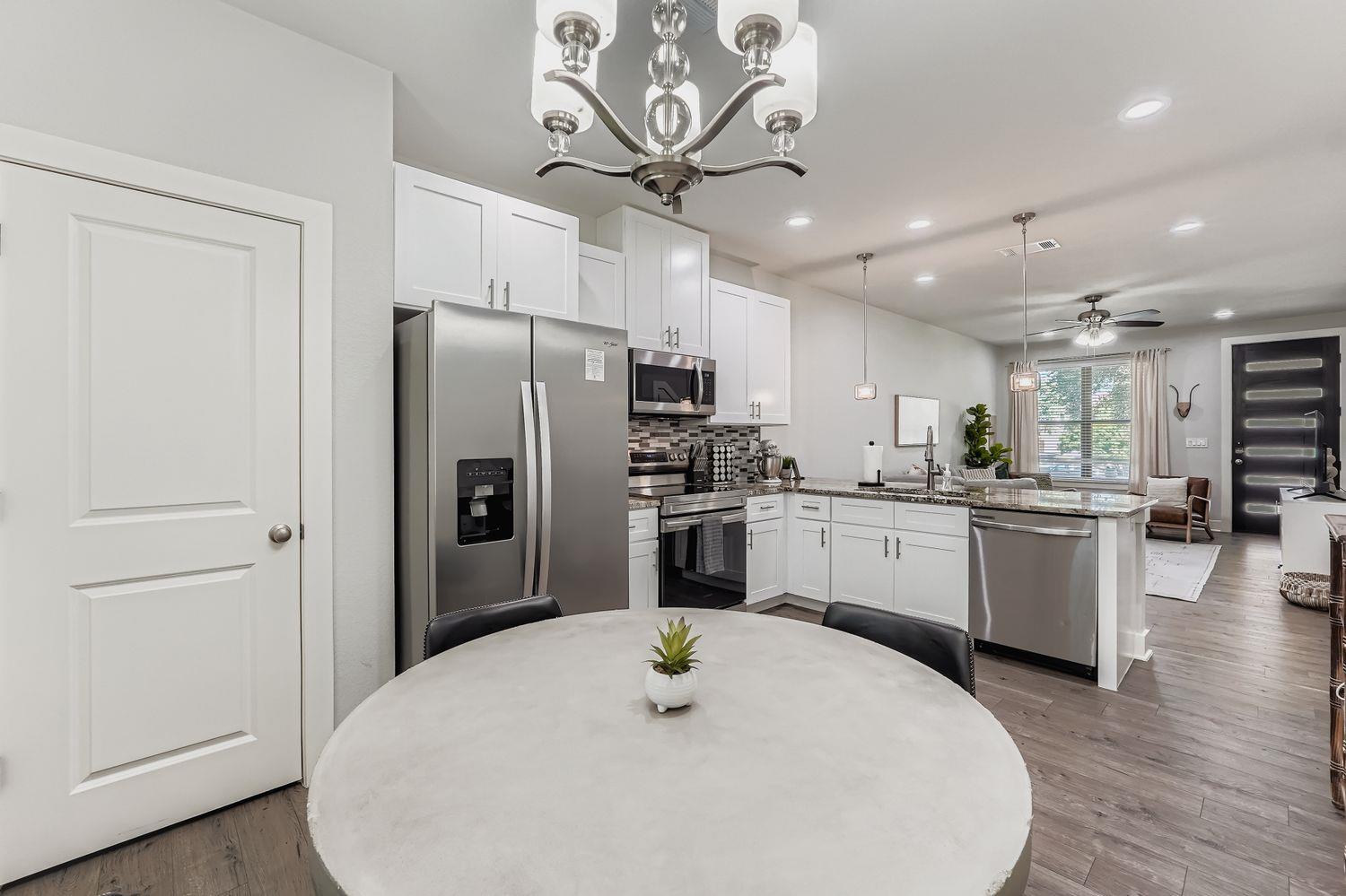 18803 Hogan Circle Point Venture TX 78645