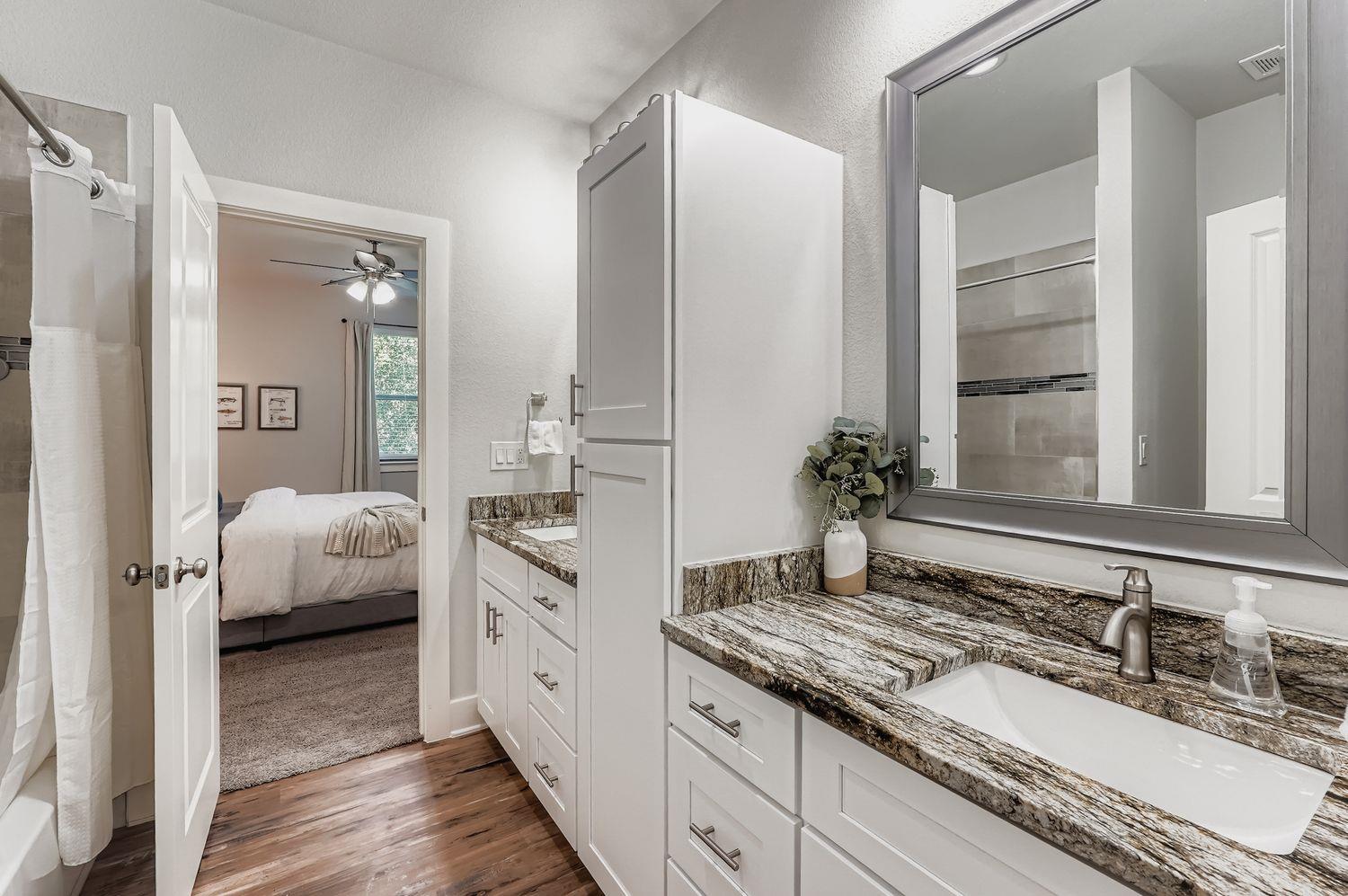 18803 Hogan Circle Point Venture TX 78645