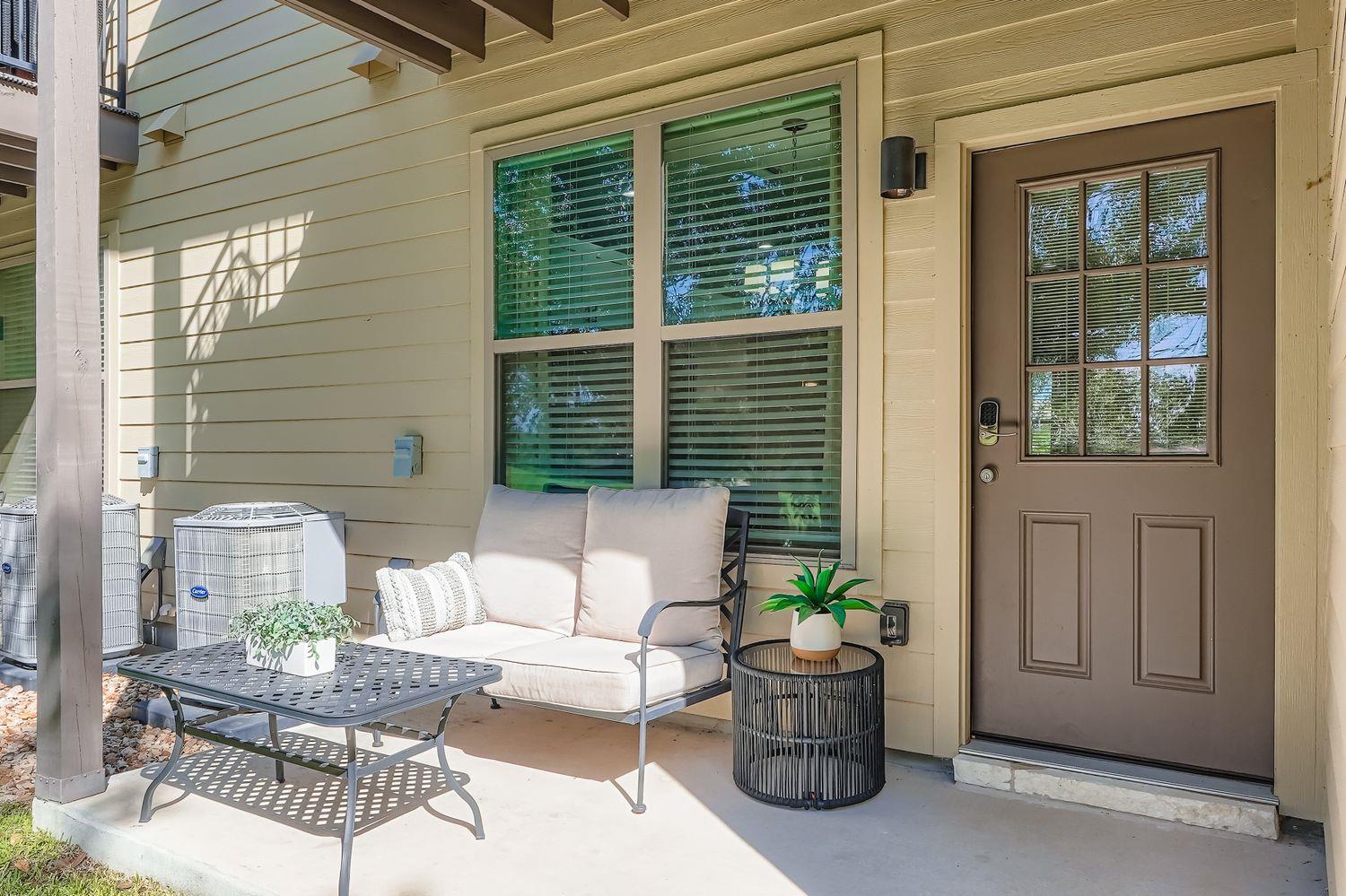 18803 Hogan Circle Point Venture TX 78645