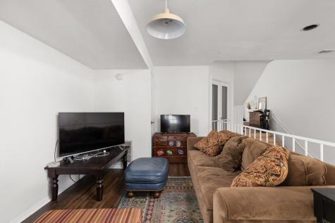 1 Crystal Springs Court The Hills TX 78738