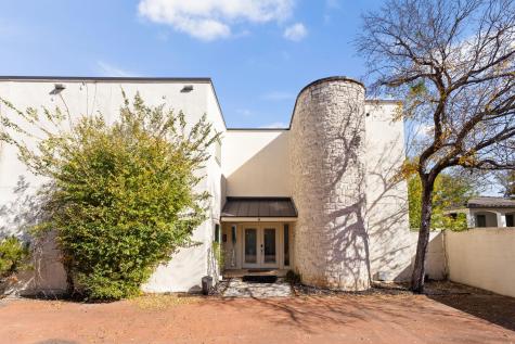 1 Crystal Springs Court The Hills TX 78738