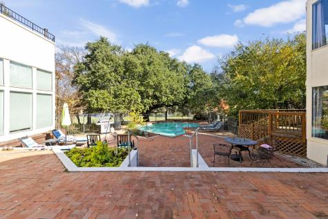 1 Crystal Springs Court The Hills TX 78738