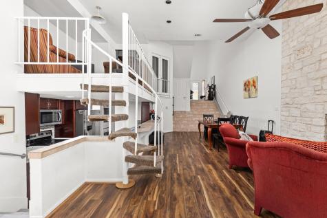 1 Crystal Springs Court The Hills TX 78738