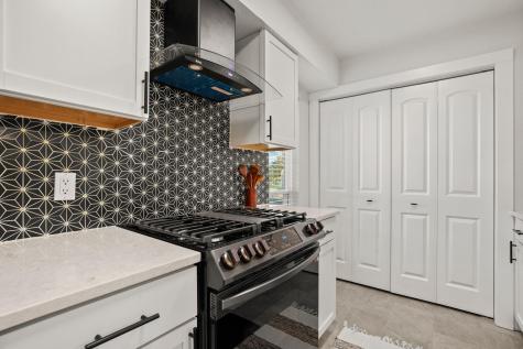 7001 Woodhue Drive Austin TX 78745