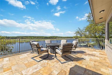 512 Harbor Drive Spicewood TX 78669