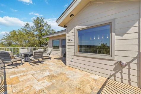 512 Harbor Drive Spicewood TX 78669