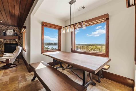 512 Harbor Drive Spicewood TX 78669