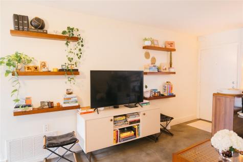 300 Crockett Street Austin TX 78704