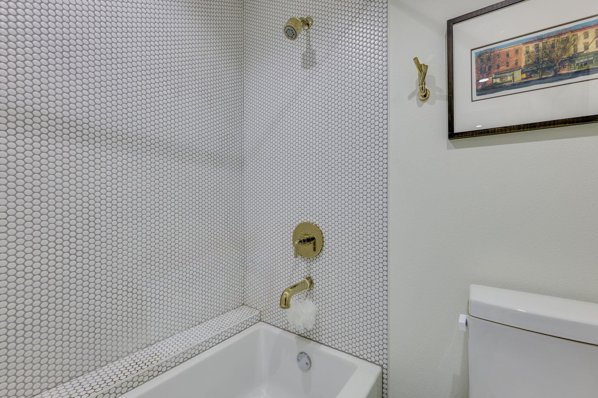 6820 N Cypress Point Austin TX 78746