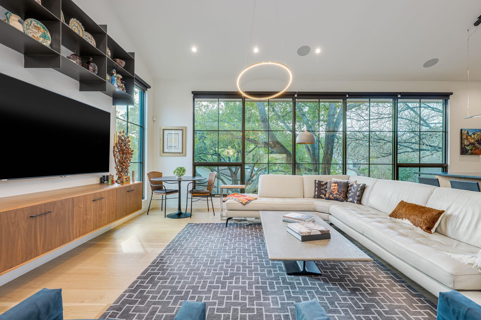 6820 N Cypress Point Austin TX 78746