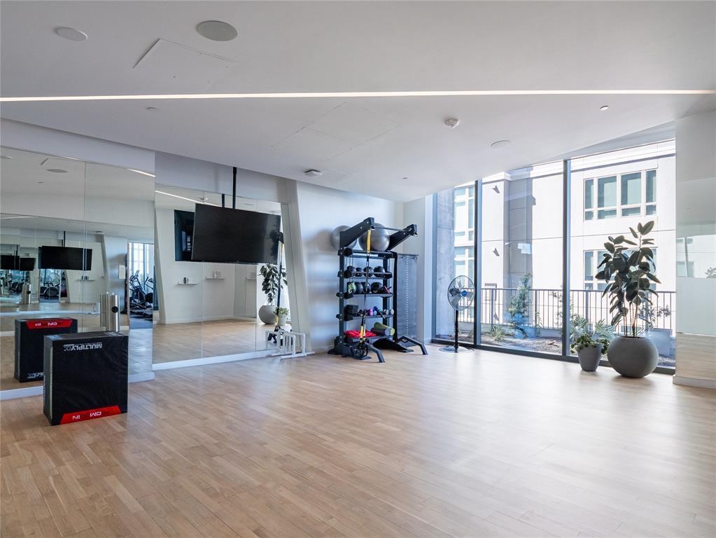 44 East Avenue Austin TX 78701