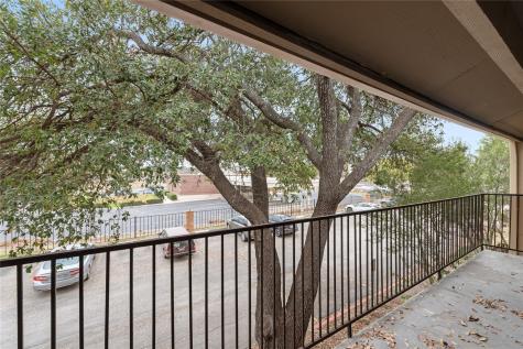 1202 Thorpe Lane San Marcos TX 78666