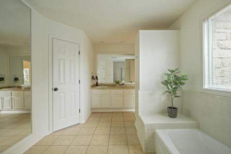 6010 Long Champ Court Austin TX 78746