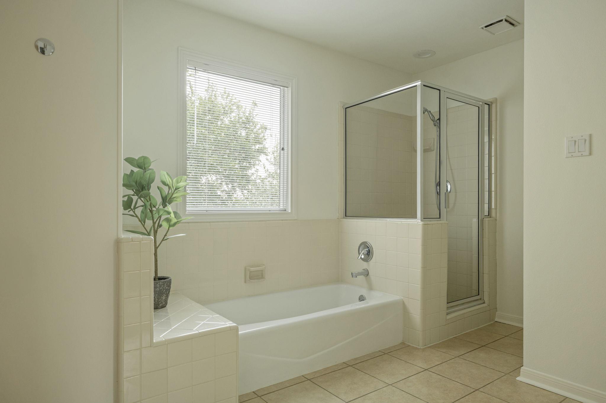 6010 Long Champ Court Austin TX 78746